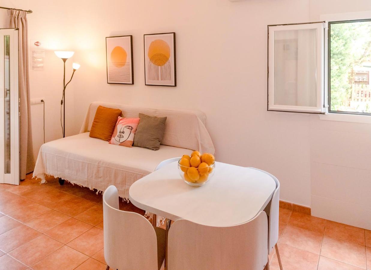 Apartamentos El Pino - Formentera Break Es Calo  Eksteriør billede