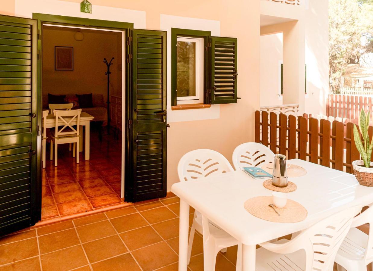 Apartamentos El Pino - Formentera Break Es Calo  Eksteriør billede