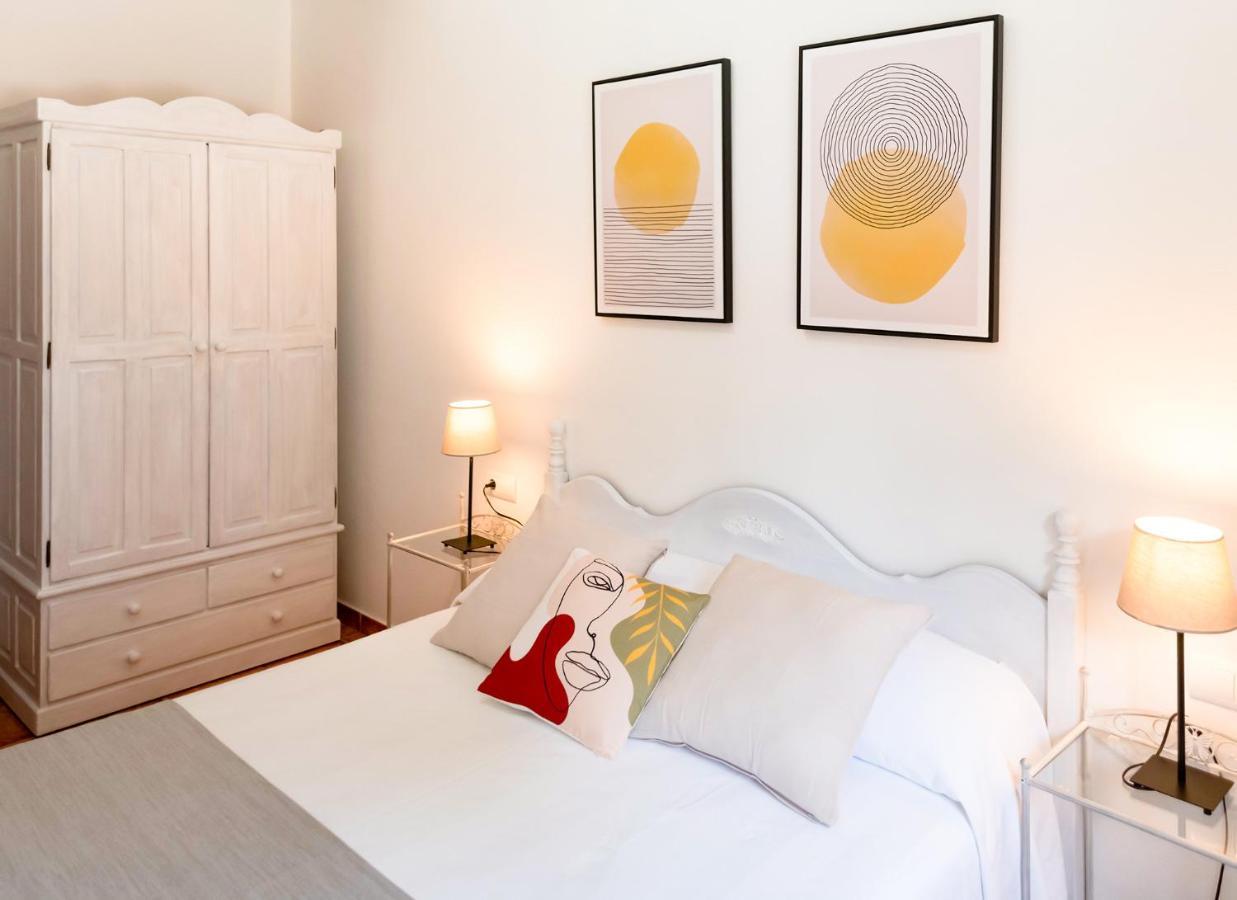 Apartamentos El Pino - Formentera Break Es Calo  Eksteriør billede