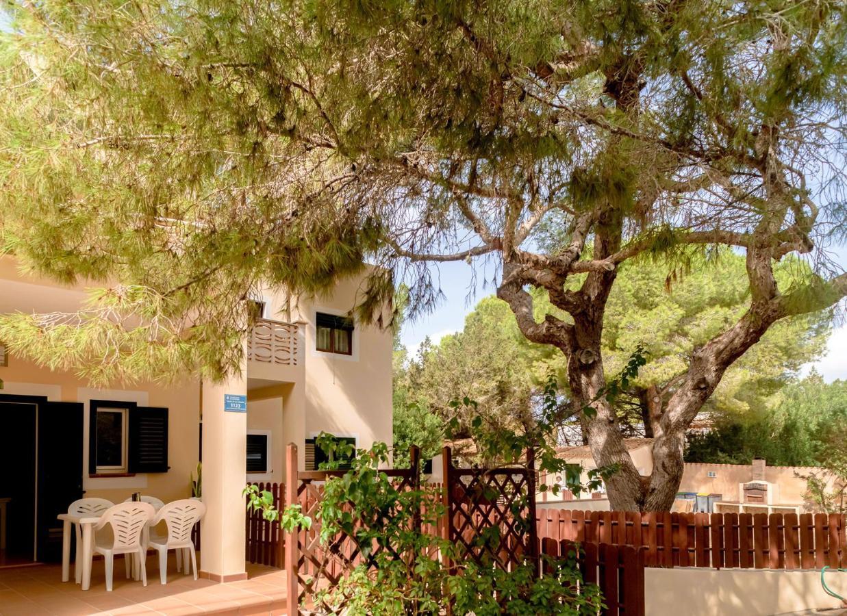 Apartamentos El Pino - Formentera Break Es Calo  Eksteriør billede