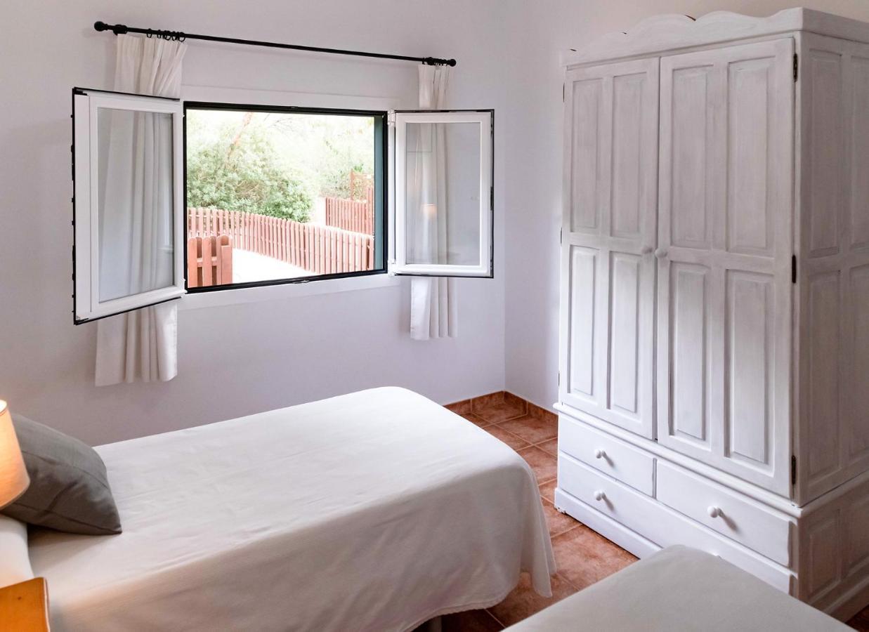 Apartamentos El Pino - Formentera Break Es Calo  Eksteriør billede