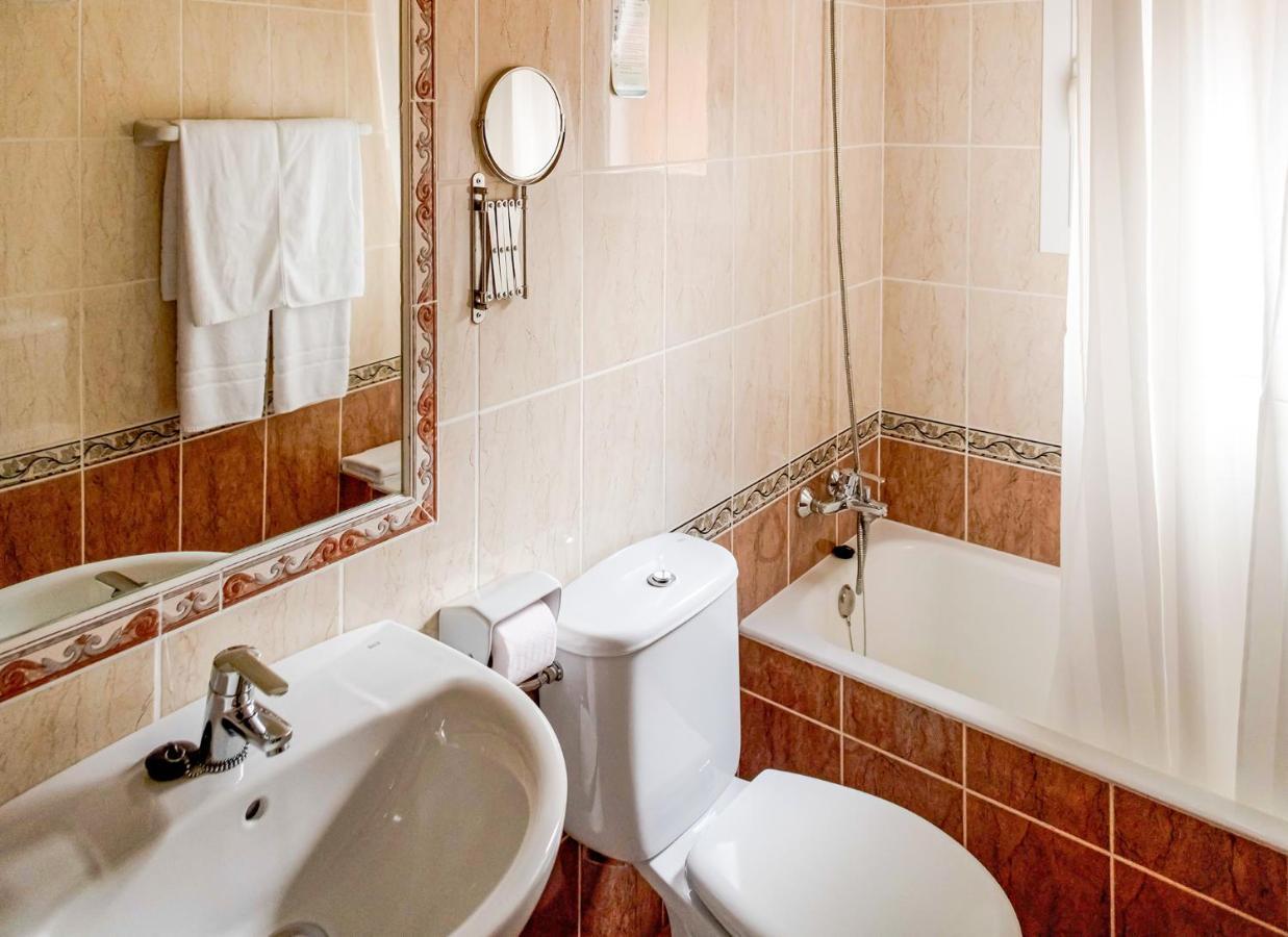 Apartamentos El Pino - Formentera Break Es Calo  Eksteriør billede